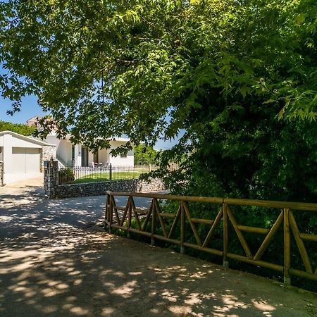 Villa Emily In Countryside Ханья Экстерьер фото