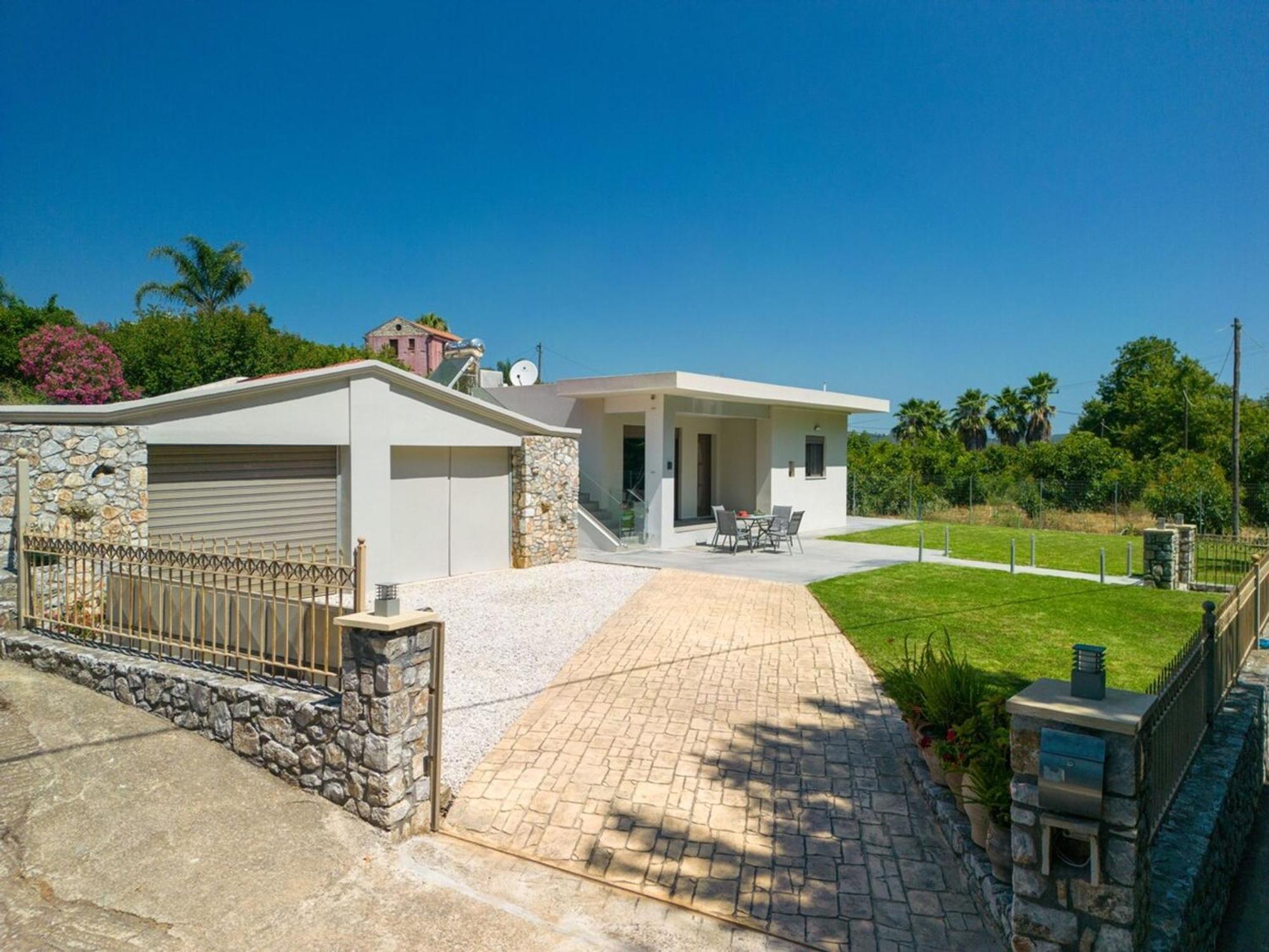 Villa Emily In Countryside Ханья Экстерьер фото